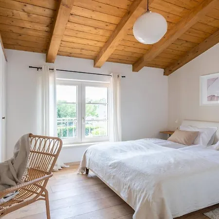 Villa Cozy And Charming In