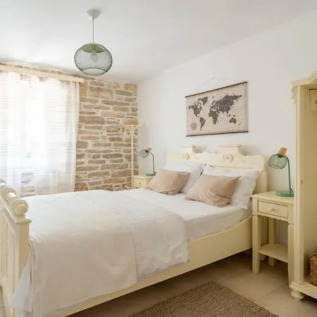 Cozy And Charming In Villa Tinjan